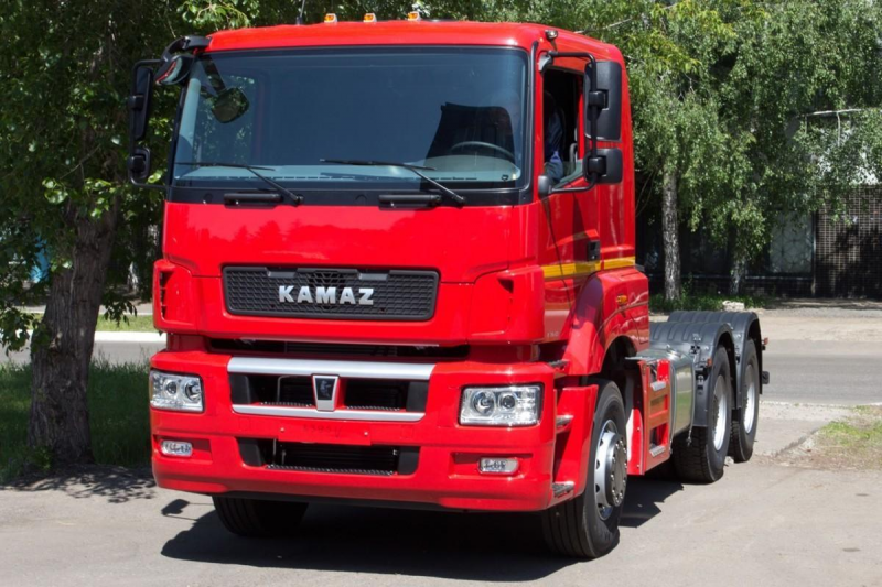 65806-002-68(T5) Тягач КАМАЗ